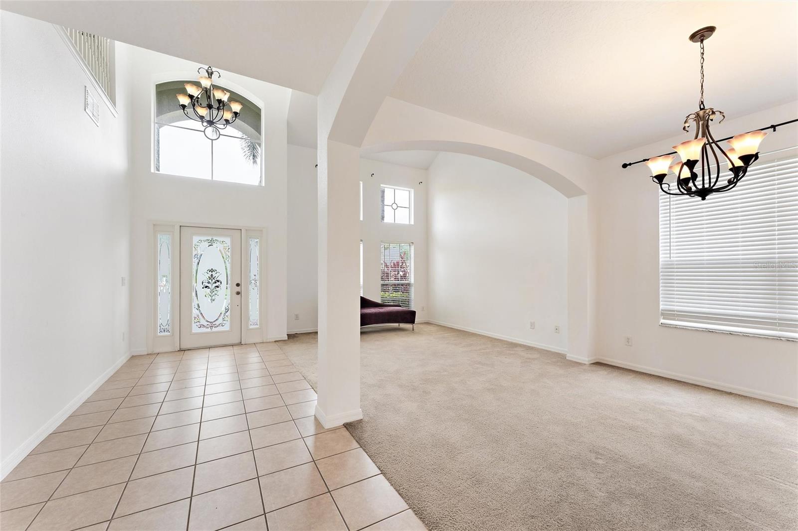 2 story foyer