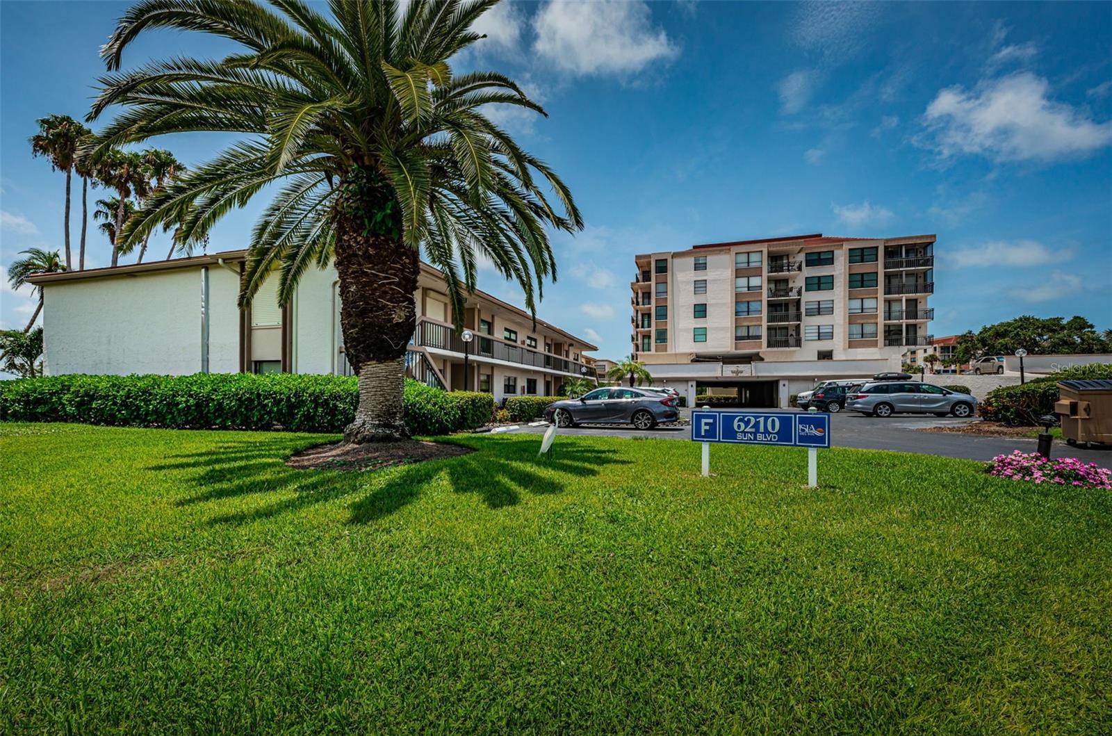 Casa del Mar III "F" Bldg