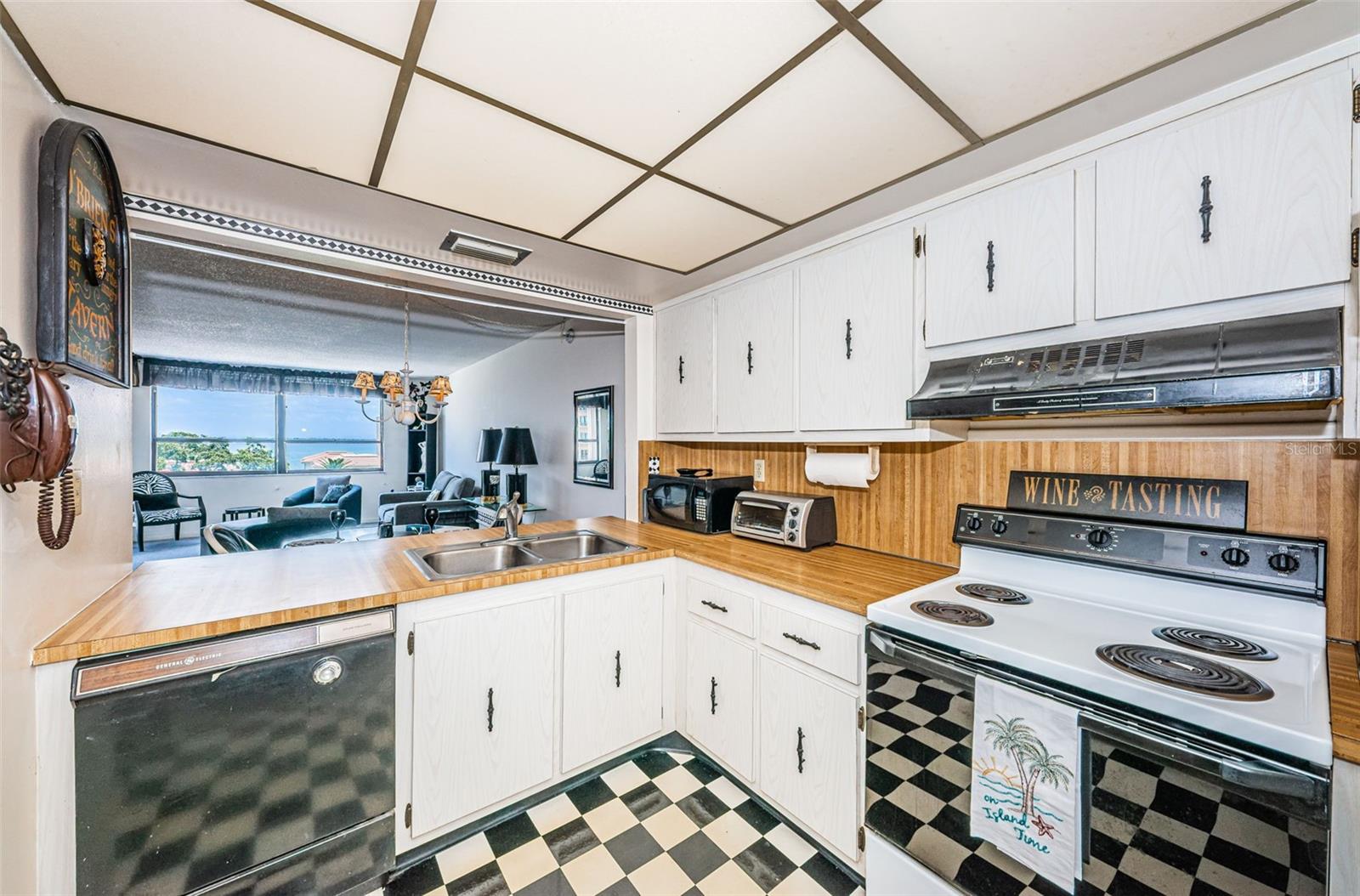 There is even a Water View from the Kitchen!