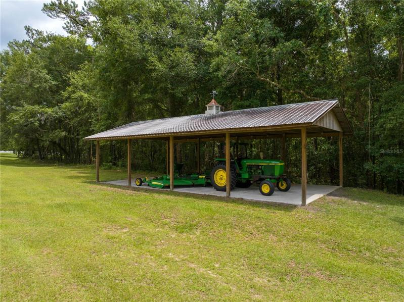 2nd pole barn with concrete floor