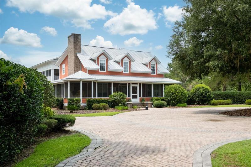 Main Home w/2 car garage and metal roof