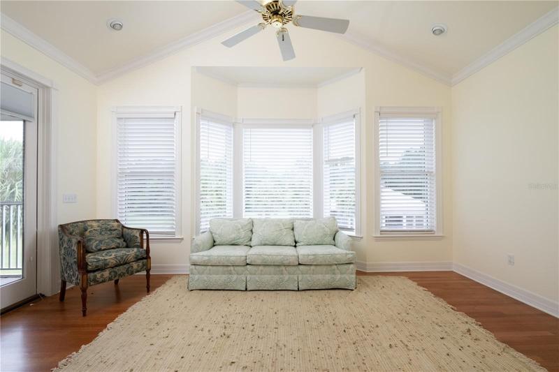 Upstairs owner's suite sitting room
