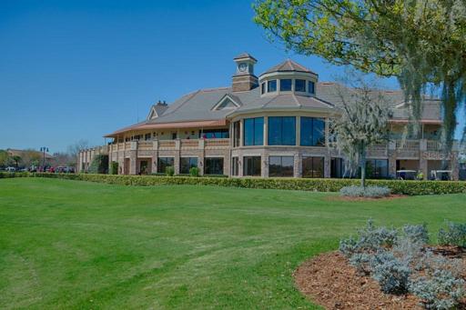 Enjoy the beautiful Eagle Creek golf course.