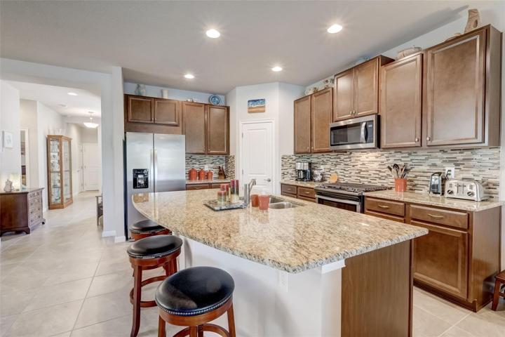Villa for Sale in Sarasota FL - 2 Bedroom 2 Bath Plus Den 2 Car Garage Water Views – Sunrise Preserve at Palmer Ranch – Don’t Miss Out - Schedule a showing today!