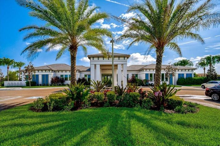 Villa for Sale in Sarasota FL - 2 Bedroom 2 Bath Plus Den 2 Car Garage Water Views – Sunrise Preserve at Palmer Ranch – Don’t Miss Out - Schedule a showing today!