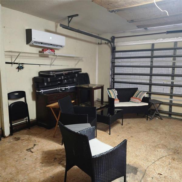 Garage with separate  Air conditioner