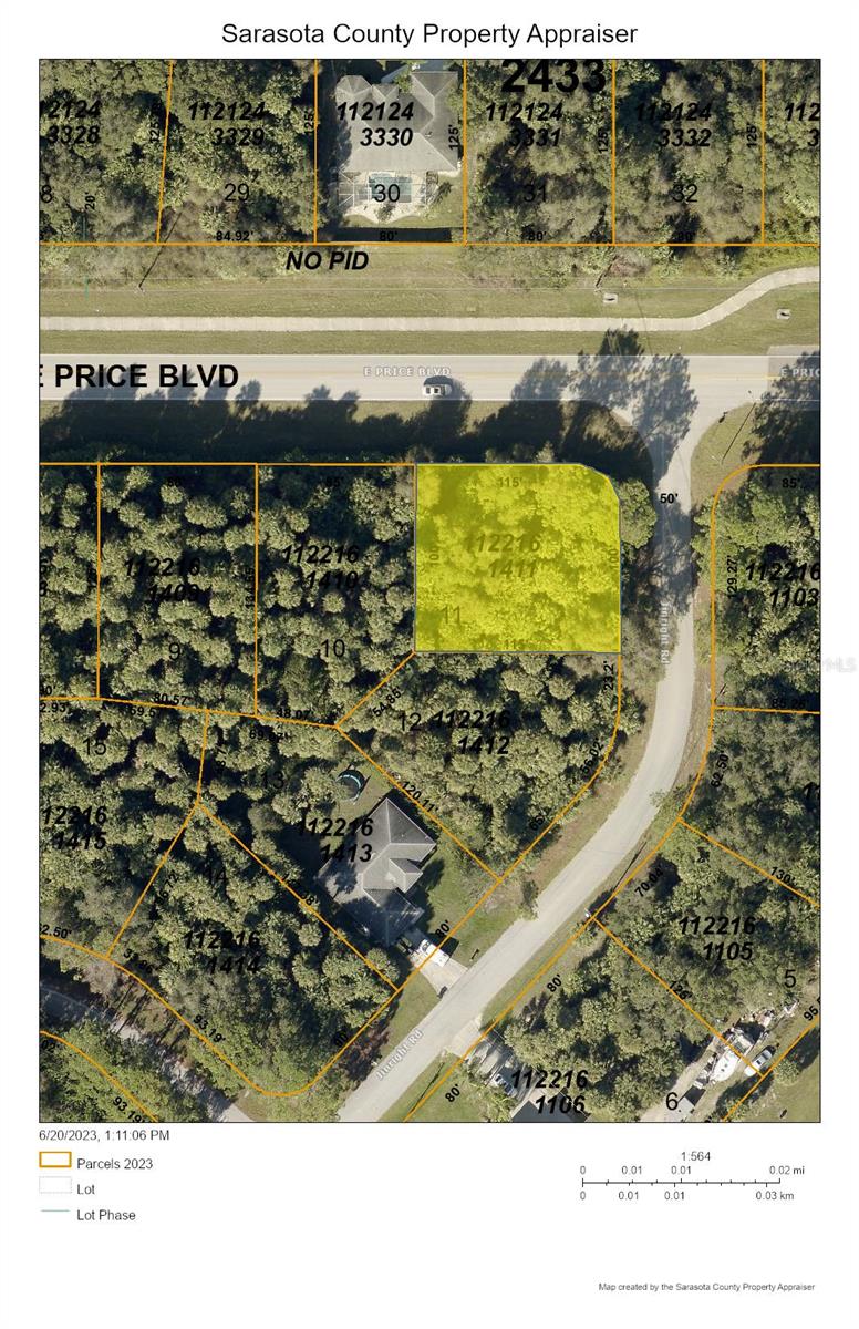 Oversize corner lot