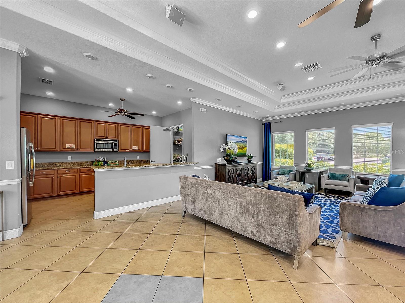 Adjacent kitchen faciities