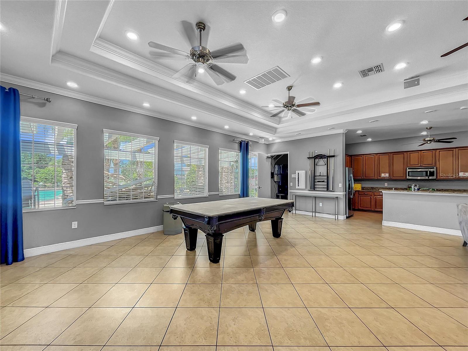 Billard table