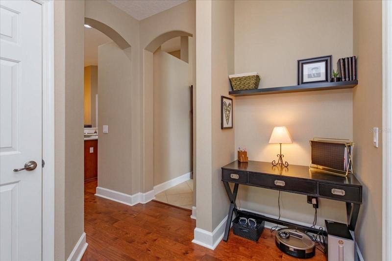 'Drop spot' nook by garage entry
