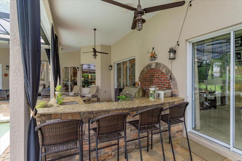 Outdoor kitchen