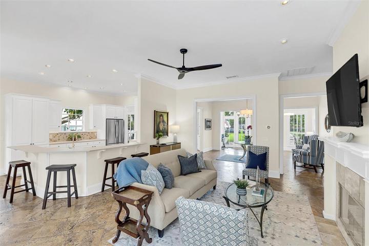 Kitchen/breakfast bar overlooks the family room