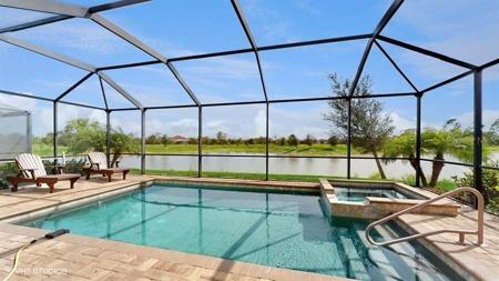 Lanai/Pool