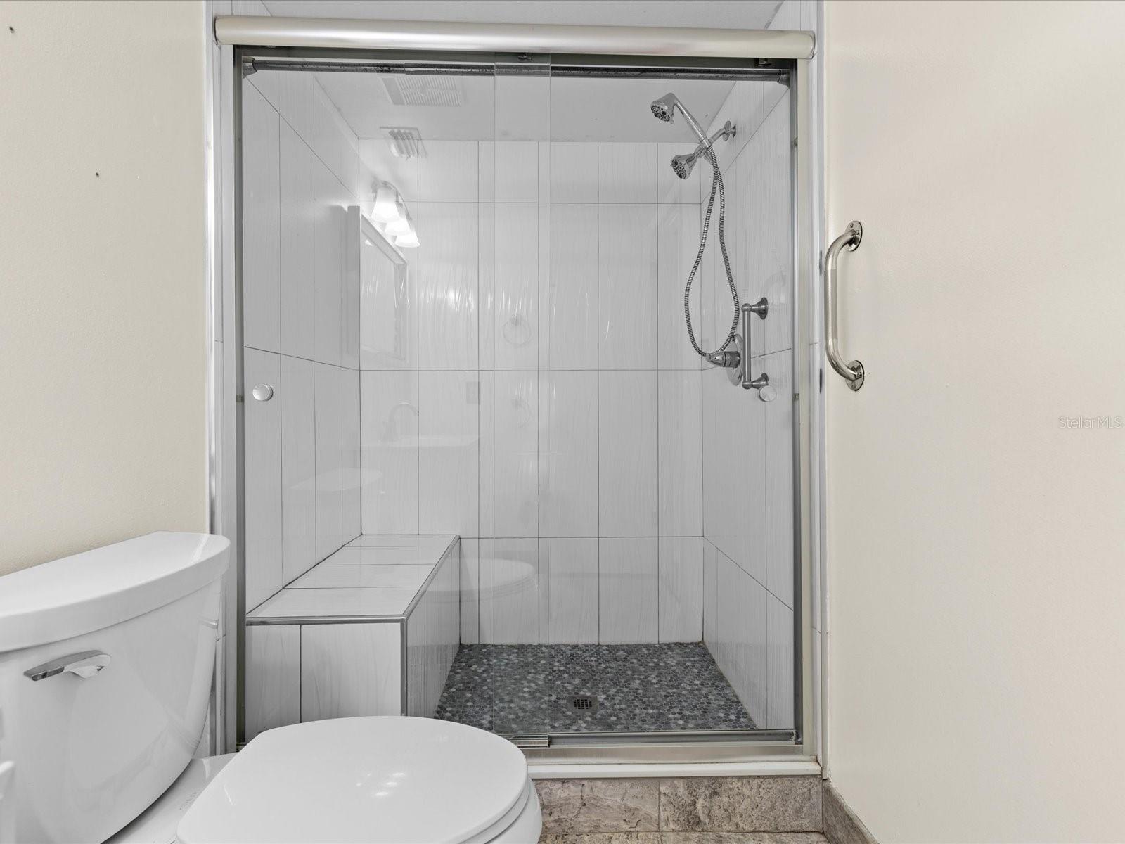 2nd bathroom