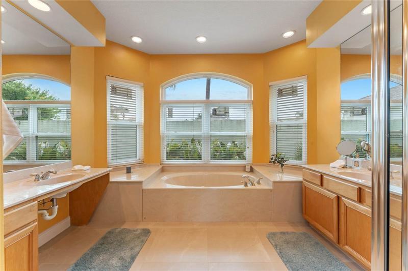 Jetted Garden Tub