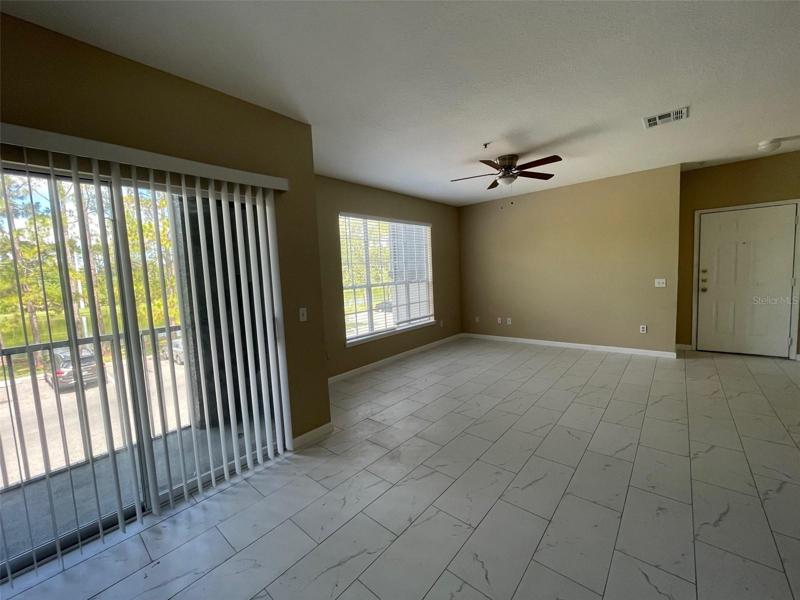 LIVING AND DINNING ROOM