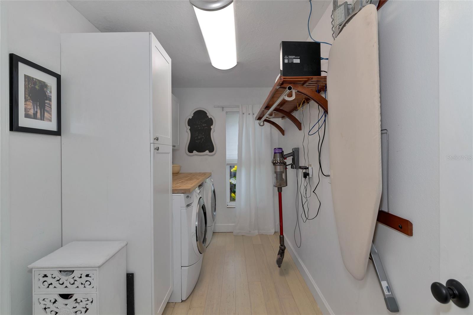 laundry/mud room