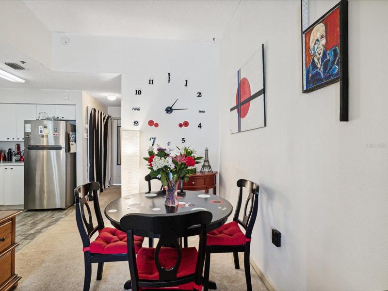 Comfortable Dining Room