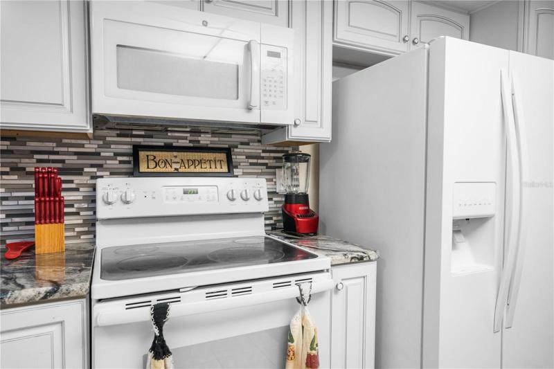 Built-in Microwave over the Stove