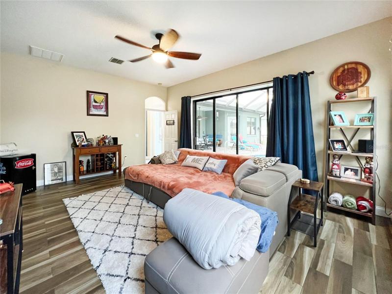 Bonus Room