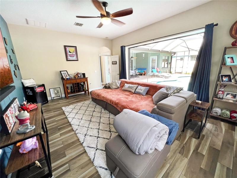 Bonus Room