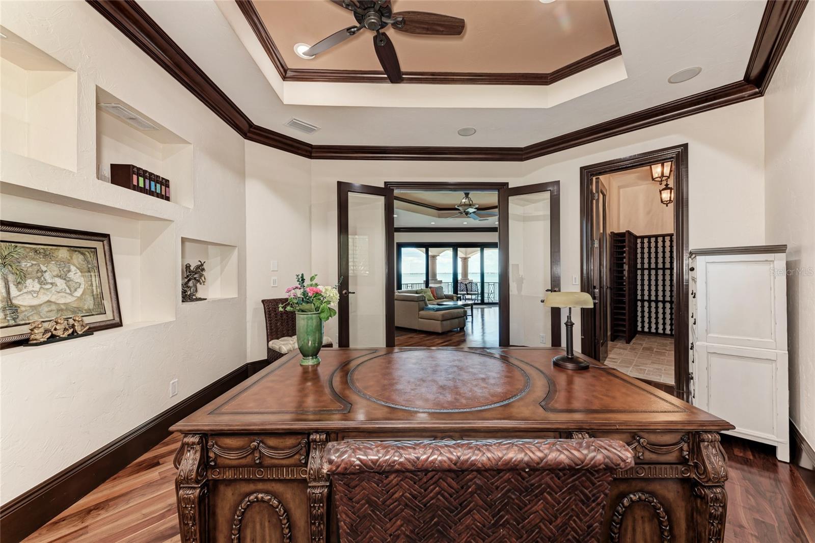 Sarasota, Florida 34236, 6 Bedrooms Bedrooms, 0 ,6 BathroomsBathrooms,Residential Lease,For Rent,WASHINGTON,0,A4574378