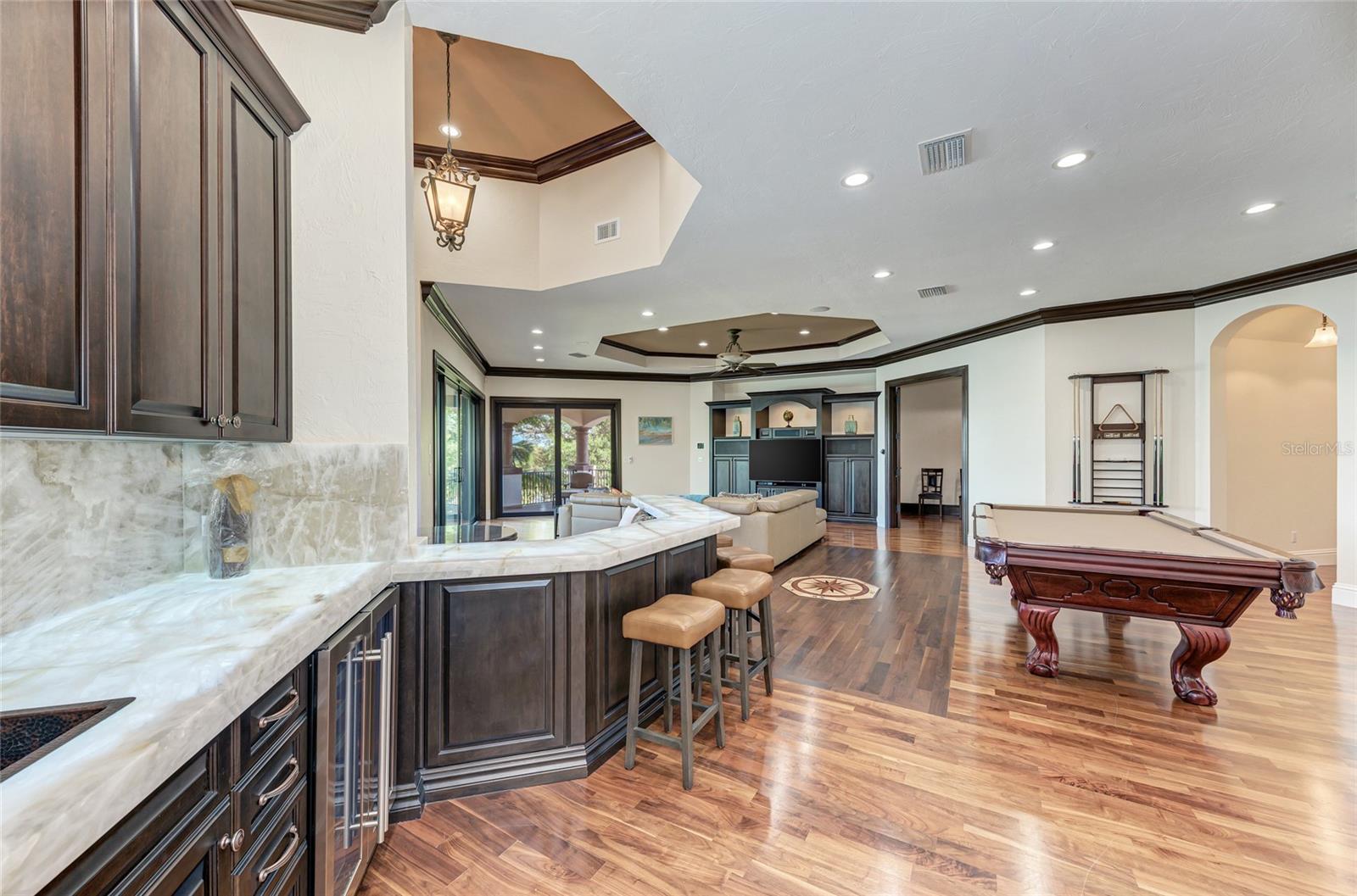 Sarasota, Florida 34236, 6 Bedrooms Bedrooms, 0 ,6 BathroomsBathrooms,Residential Lease,For Rent,WASHINGTON,0,A4574378