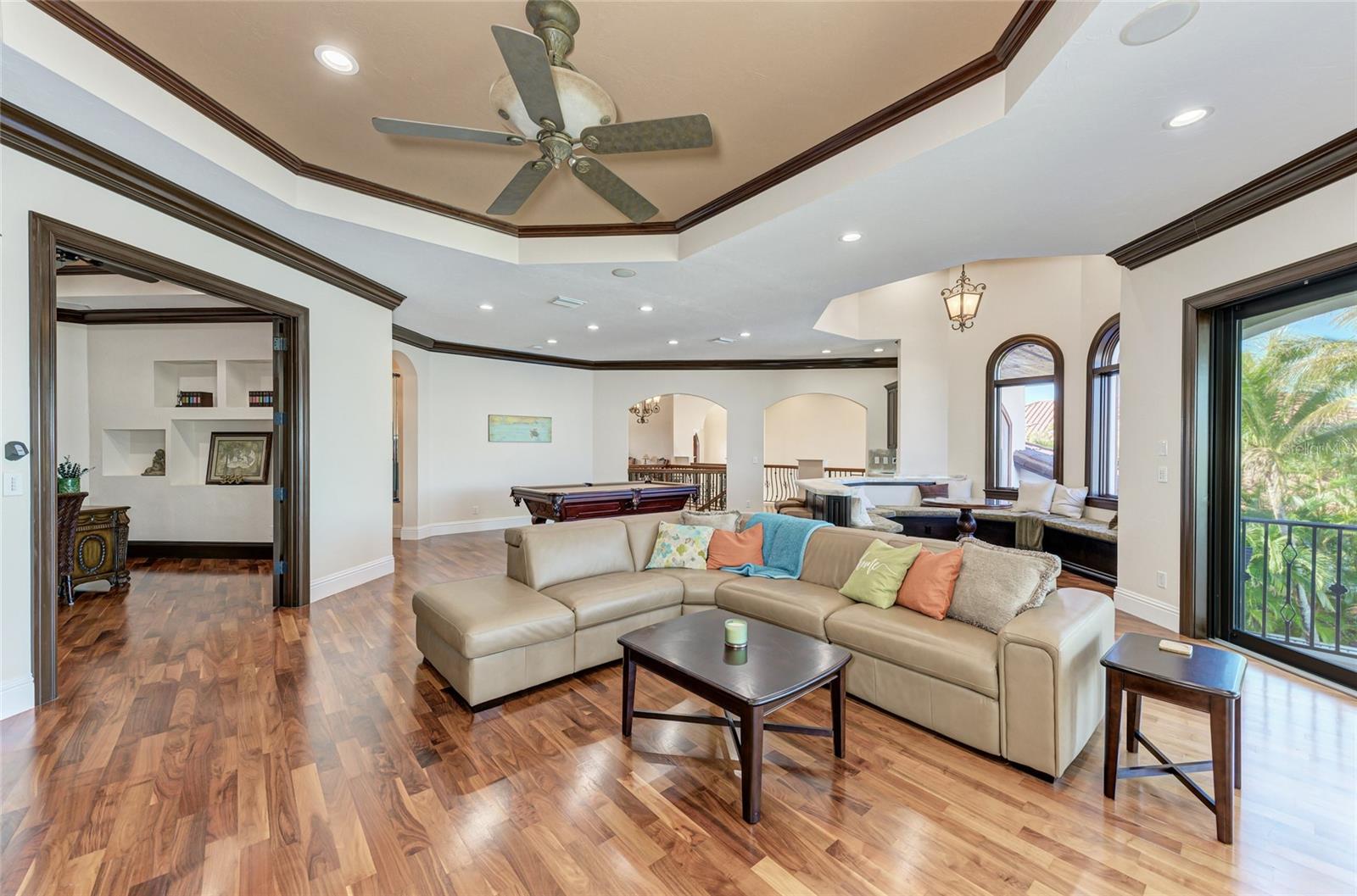 Sarasota, Florida 34236, 6 Bedrooms Bedrooms, 0 ,6 BathroomsBathrooms,Residential Lease,For Rent,WASHINGTON,0,A4574378