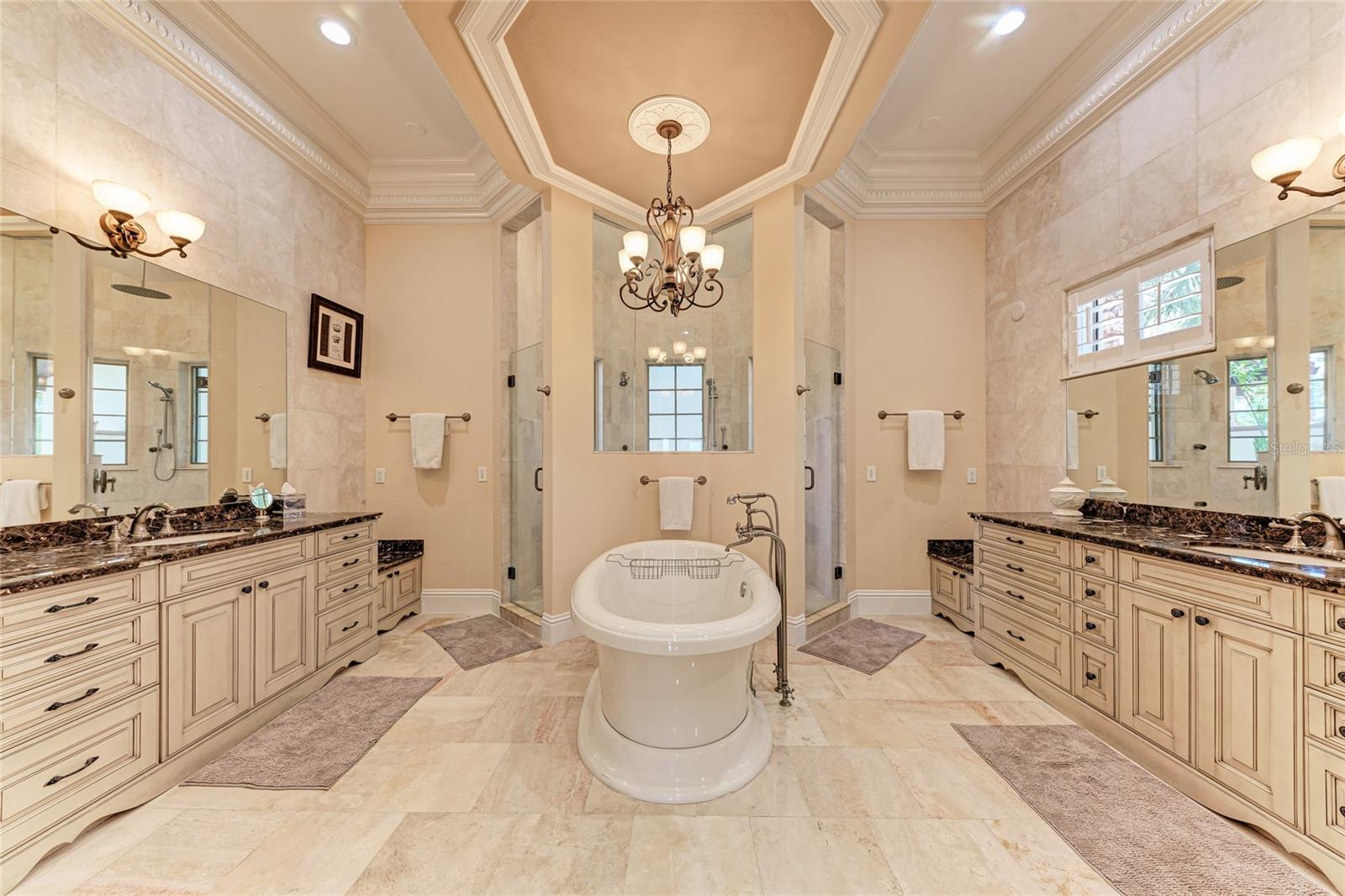 Sarasota, Florida 34236, 6 Bedrooms Bedrooms, 0 ,6 BathroomsBathrooms,Residential Lease,For Rent,WASHINGTON,0,A4574378