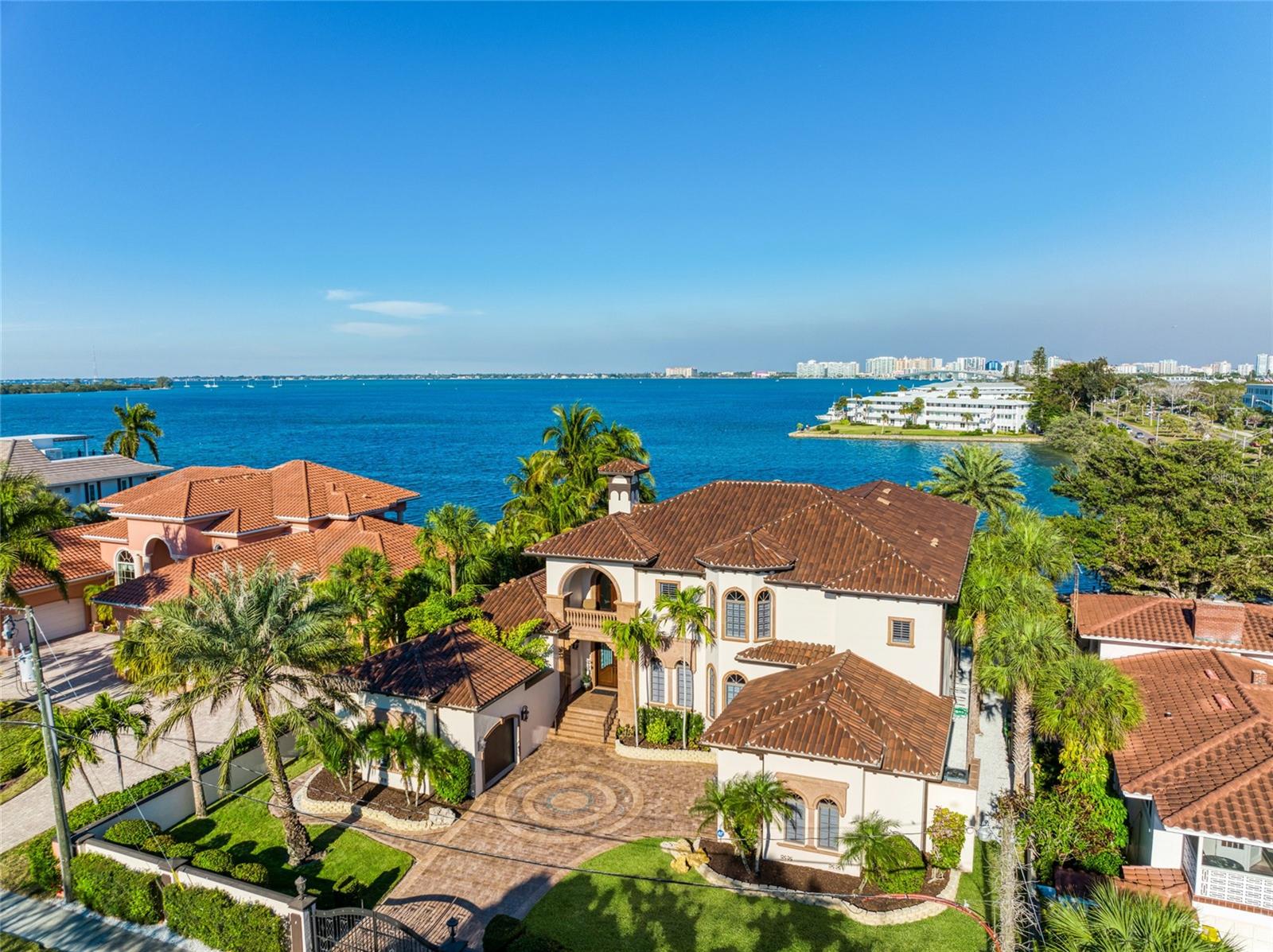 Sarasota, Florida 34236, 6 Bedrooms Bedrooms, 0 ,6 BathroomsBathrooms,Residential Lease,For Rent,WASHINGTON,0,A4574378