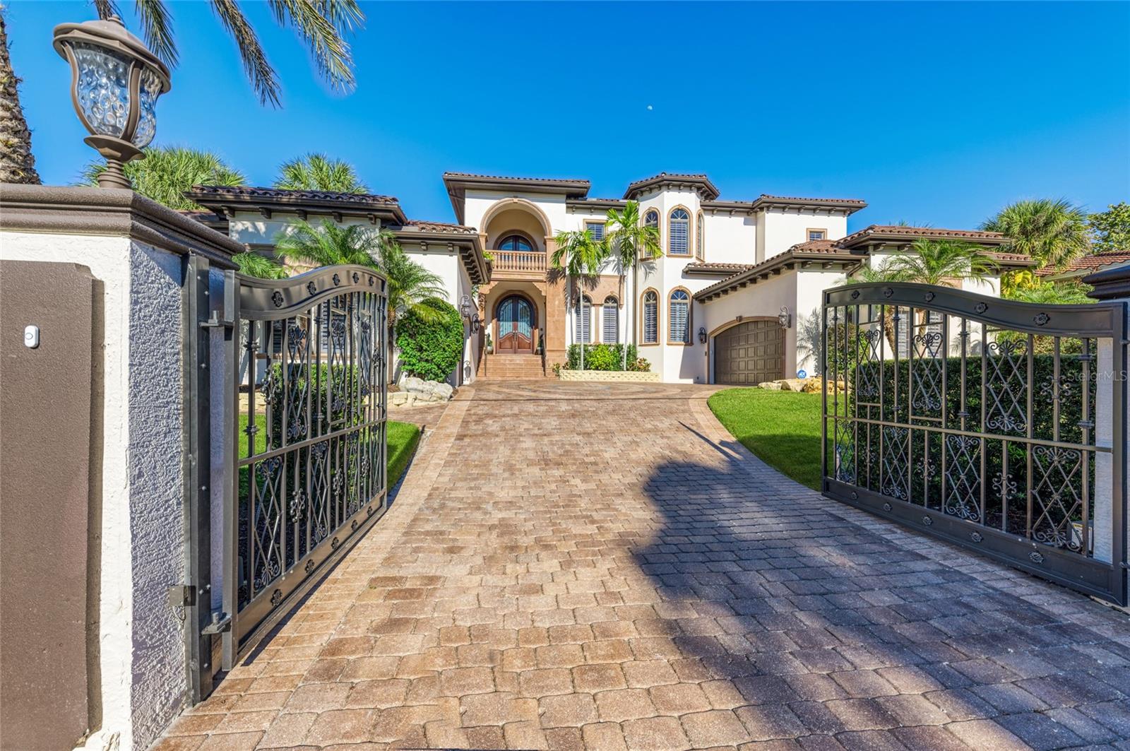 Sarasota, Florida 34236, 6 Bedrooms Bedrooms, 0 ,6 BathroomsBathrooms,Residential Lease,For Rent,WASHINGTON,0,A4574378