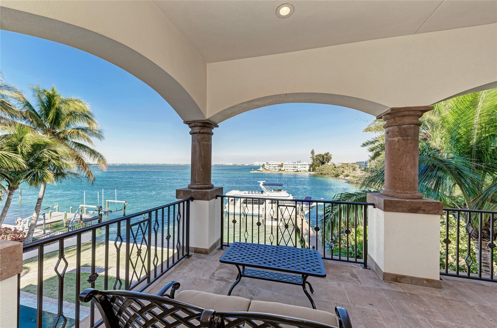 Sarasota, Florida 34236, 6 Bedrooms Bedrooms, 0 ,6 BathroomsBathrooms,Residential Lease,For Rent,WASHINGTON,0,A4574378