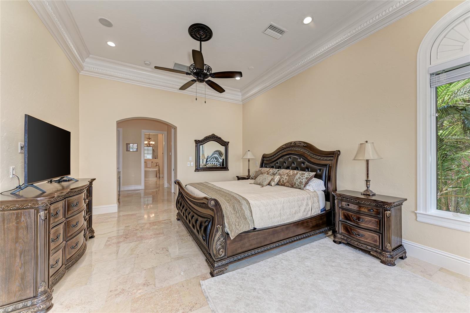 Sarasota, Florida 34236, 6 Bedrooms Bedrooms, 0 ,6 BathroomsBathrooms,Residential Lease,For Rent,WASHINGTON,0,A4574378