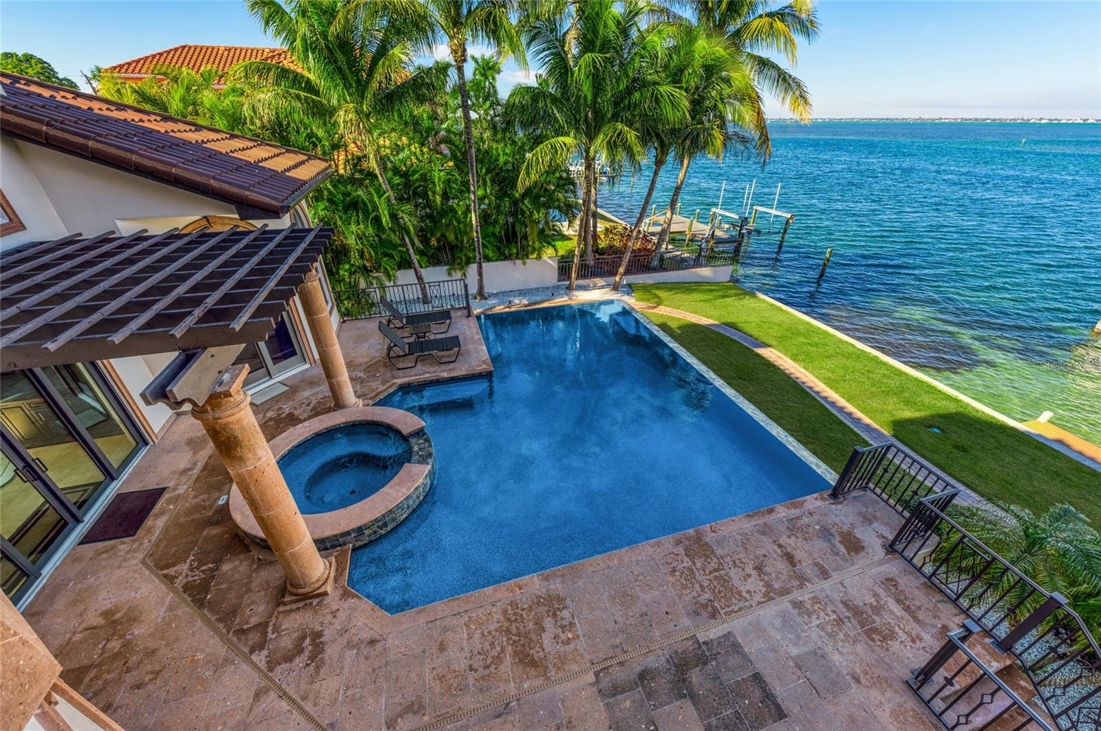 Sarasota, Florida 34236, 6 Bedrooms Bedrooms, 0 ,6 BathroomsBathrooms,Residential Lease,For Rent,WASHINGTON,0,A4574378