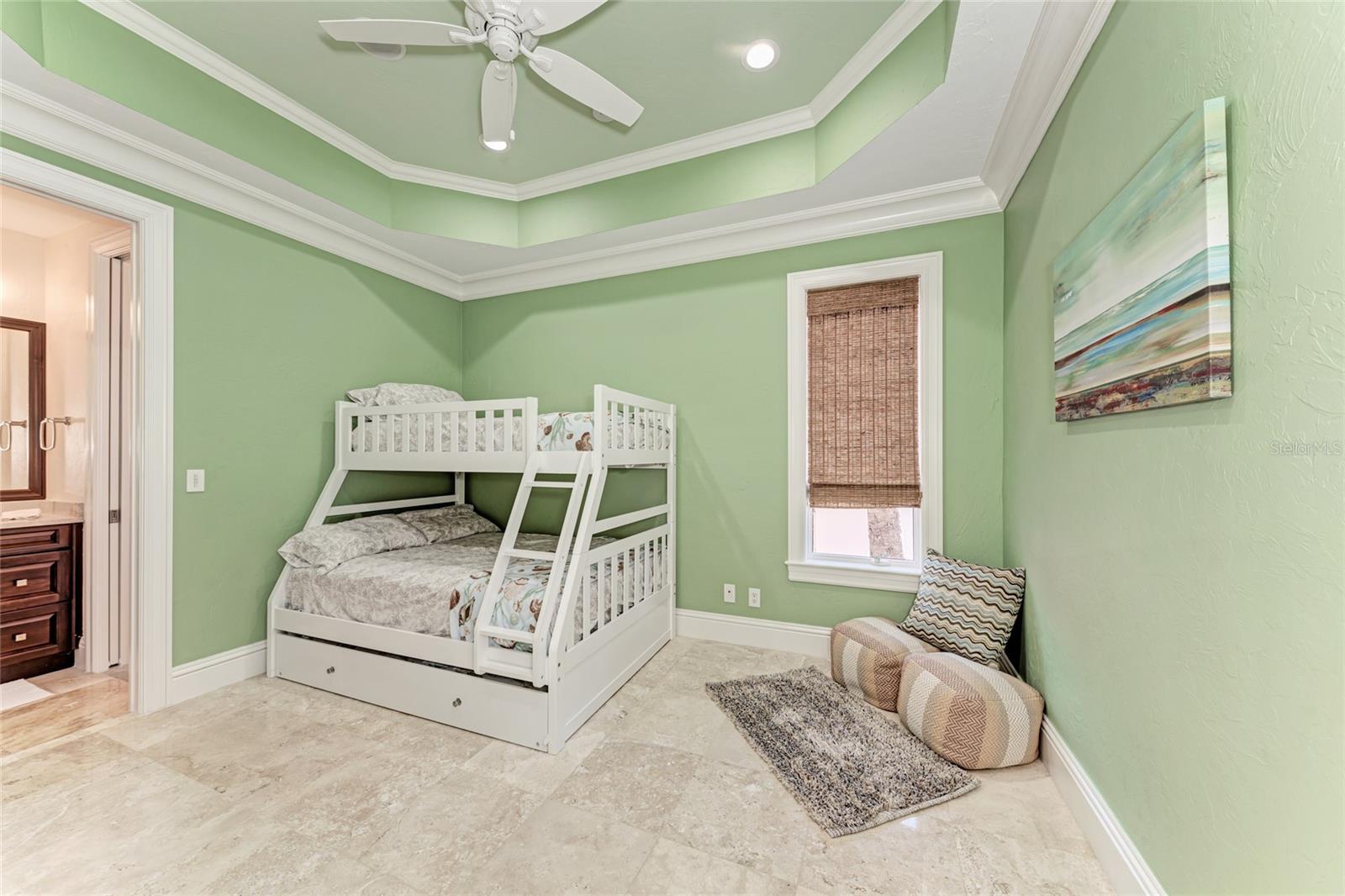 Sarasota, Florida 34236, 6 Bedrooms Bedrooms, 0 ,6 BathroomsBathrooms,Residential Lease,For Rent,WASHINGTON,0,A4574378