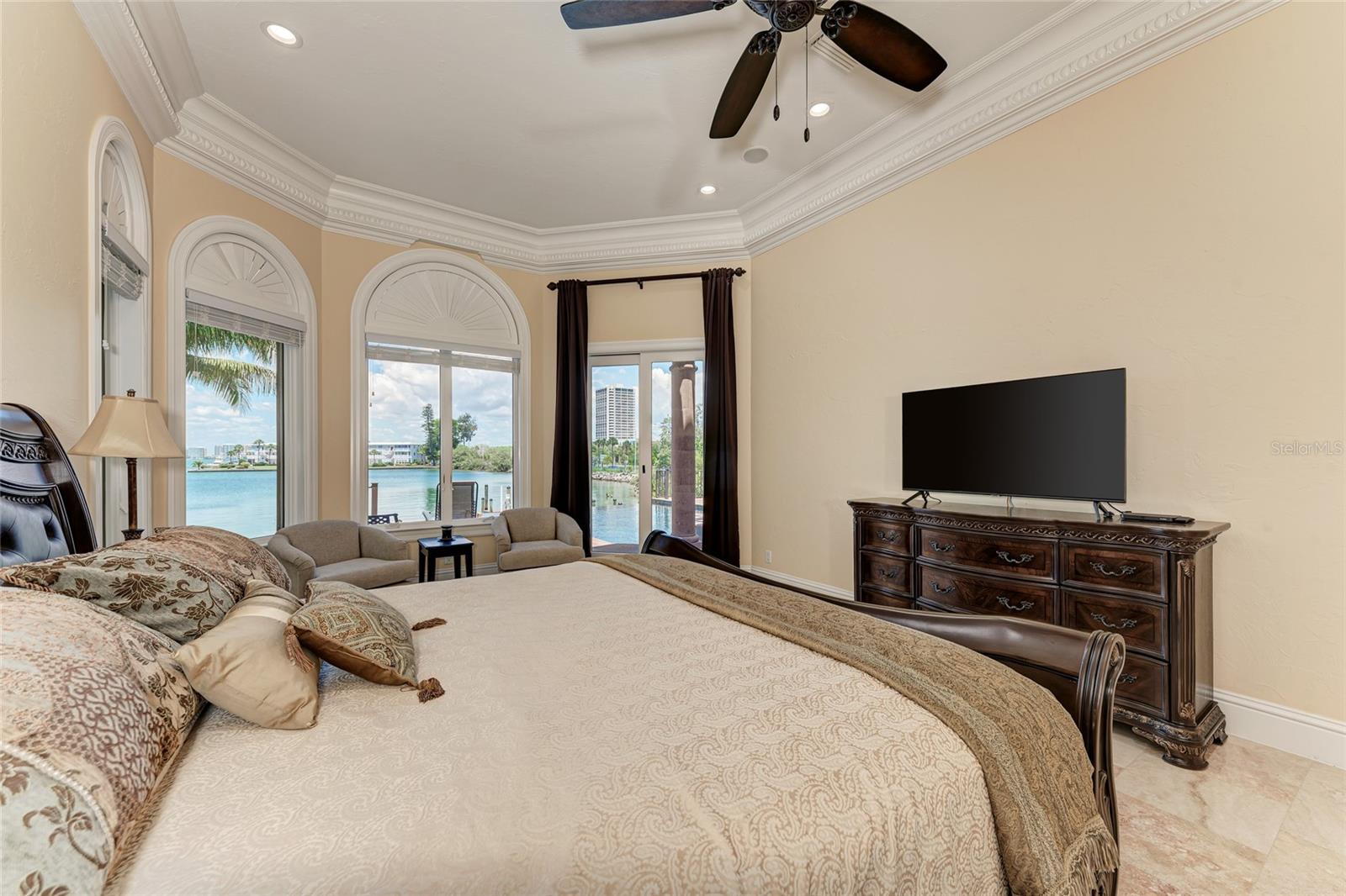 Sarasota, Florida 34236, 6 Bedrooms Bedrooms, 0 ,6 BathroomsBathrooms,Residential Lease,For Rent,WASHINGTON,0,A4574378