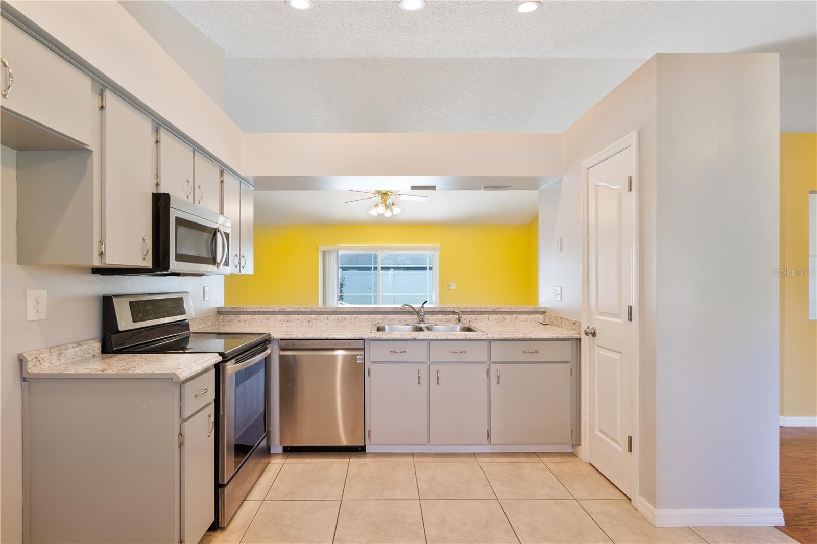 5625 Mandarin Court, Davenport, Florida 33896, 3 Bedrooms Bedrooms, ,2 BathroomsBathrooms,Residential,For Sale,MANDARIN,G5070259