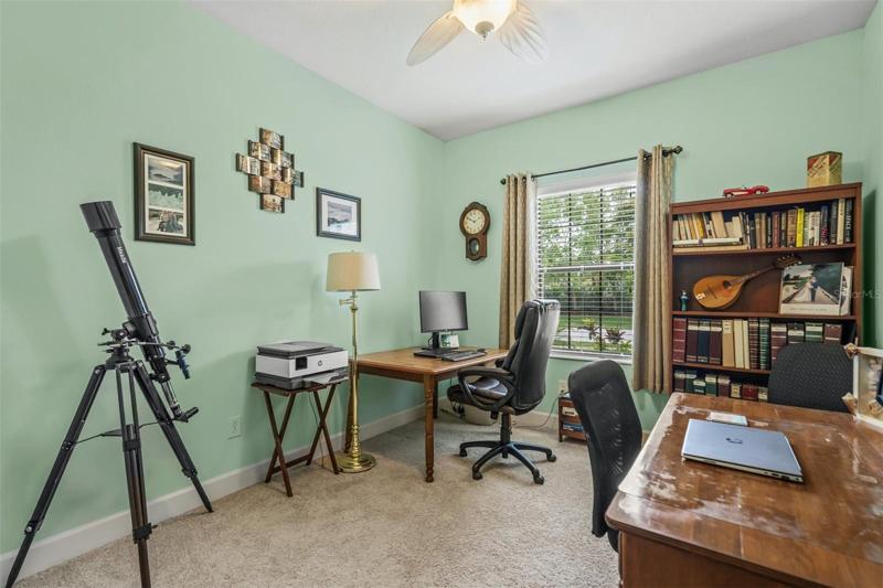 Guest bedroom