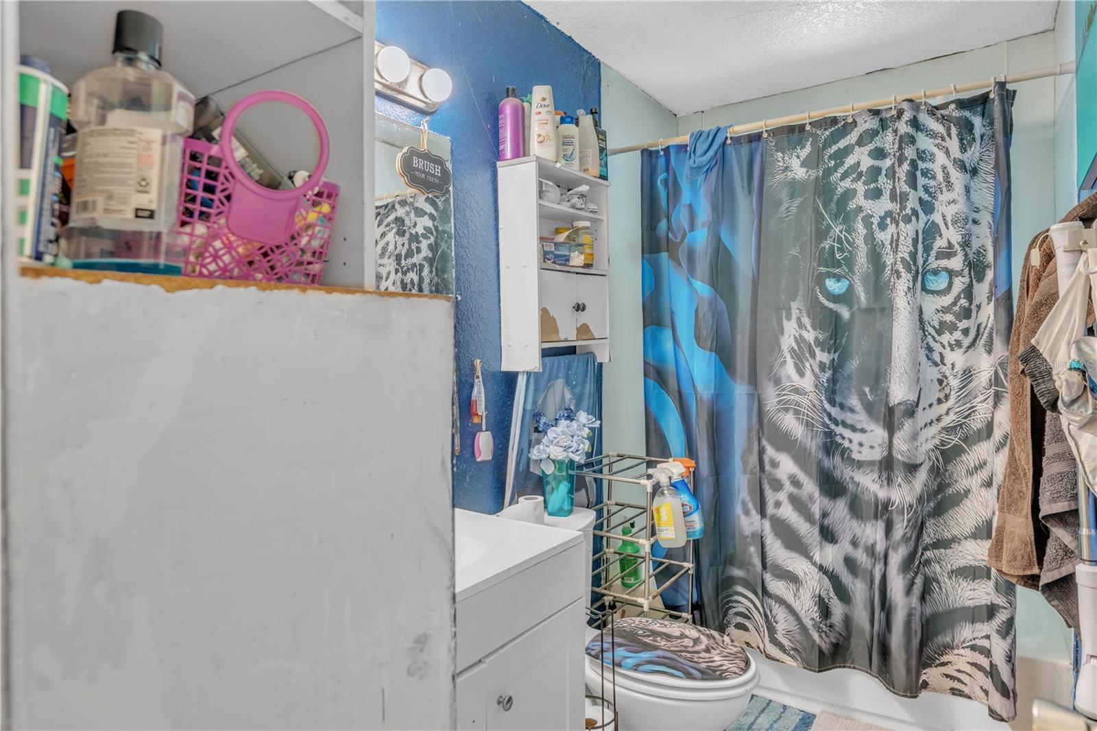 2204 Suanee Avenue, Eustis, Florida 32727, 3 Bedrooms Bedrooms, ,1 BathroomBathrooms,Residential,For Sale,SUANEE,R4907026