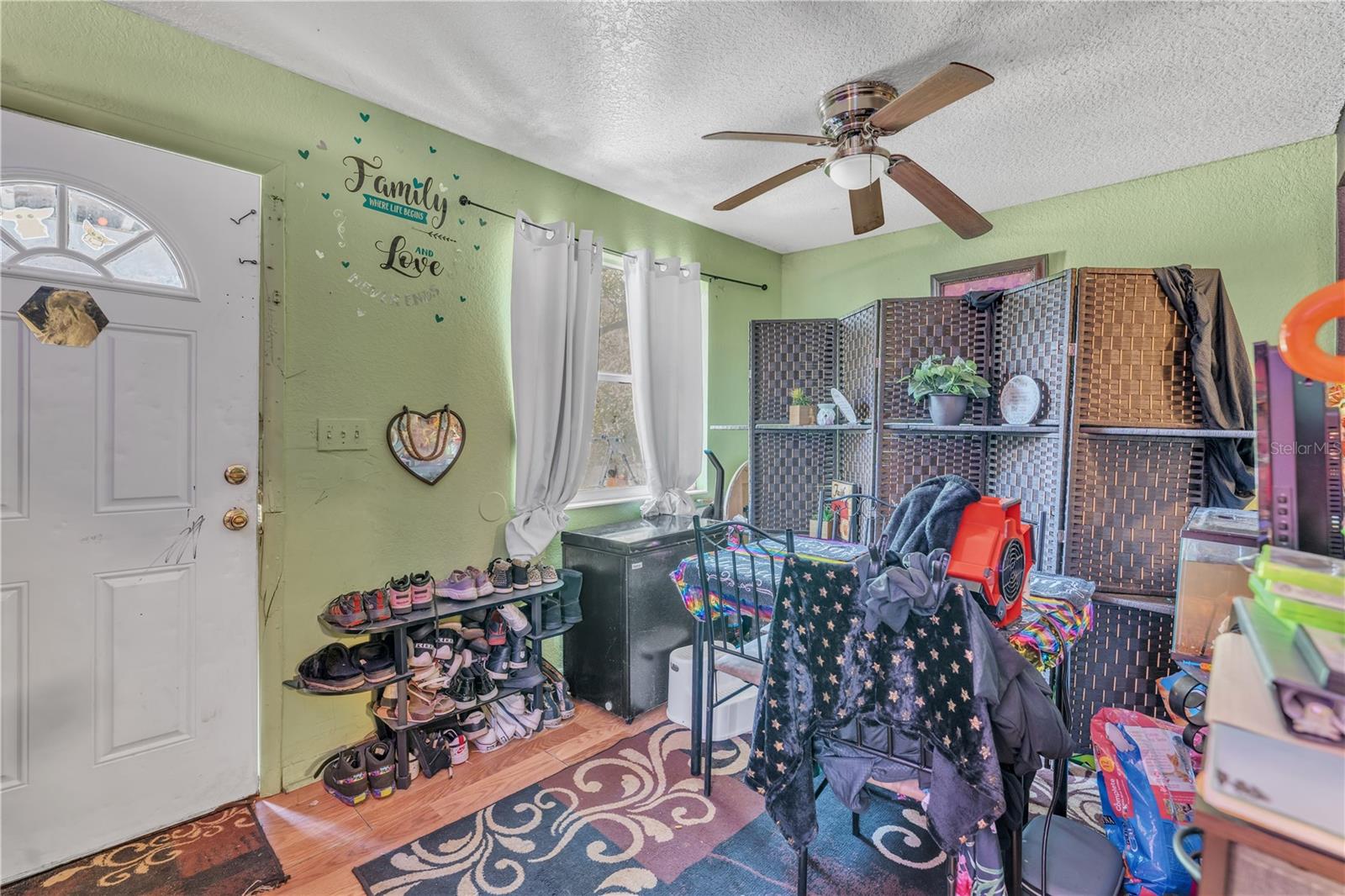 2204 Suanee Avenue, Eustis, Florida 32727, 3 Bedrooms Bedrooms, ,1 BathroomBathrooms,Residential,For Sale,SUANEE,R4907026