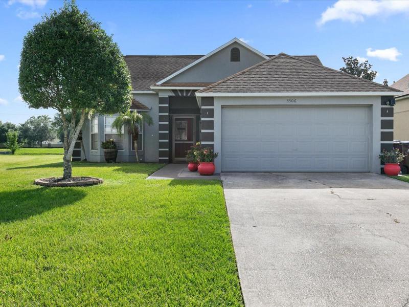 The front of this beautiful home!