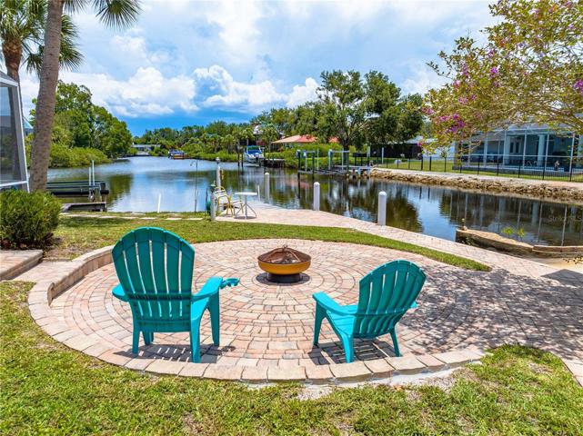 Outdoor Lounge Area with Firepit
