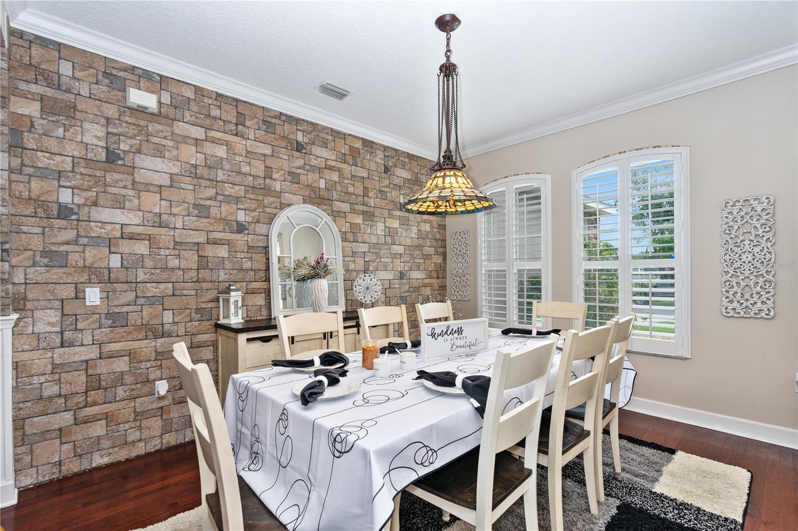 Formal Dining