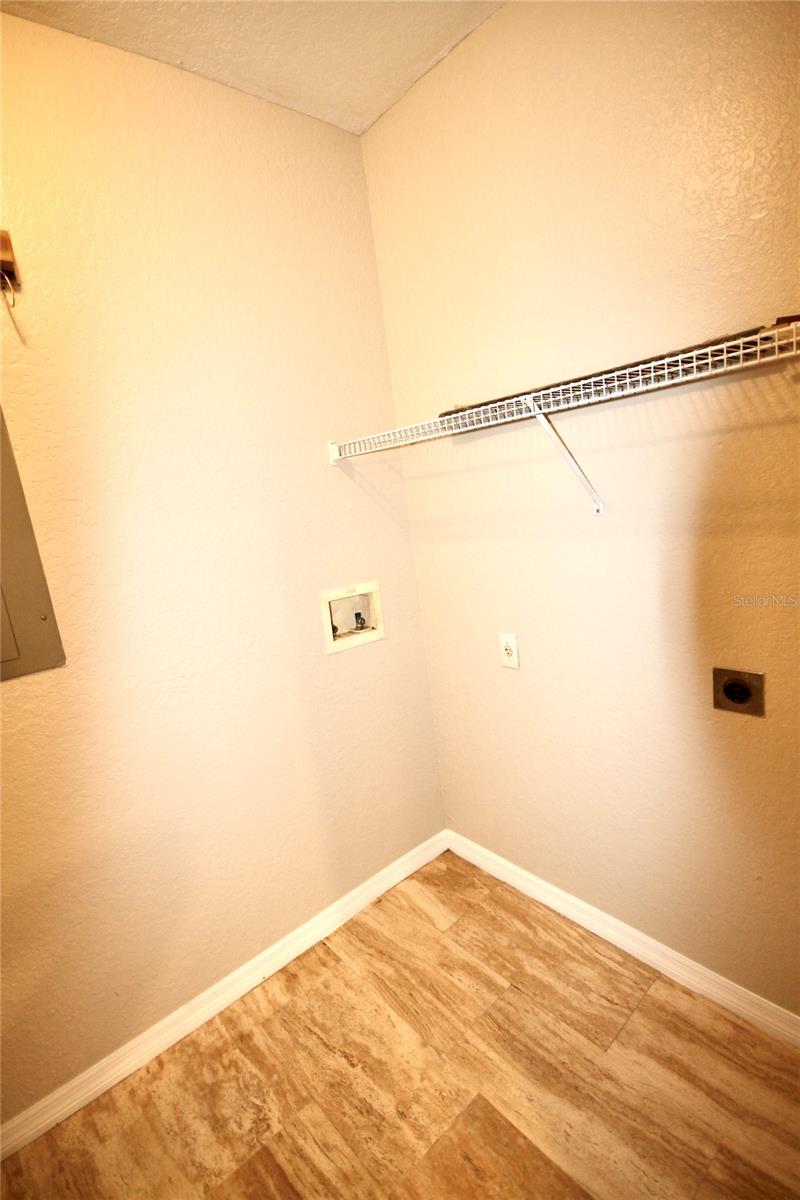 Pantry/Laundry Room