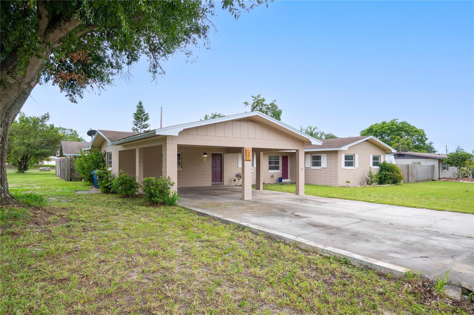 285 E Thelma Street, Lake Alfred, Florida 33850, 4 Bedrooms Bedrooms, ,2 BathroomsBathrooms,Residential,For Sale,THELMA,P4926239