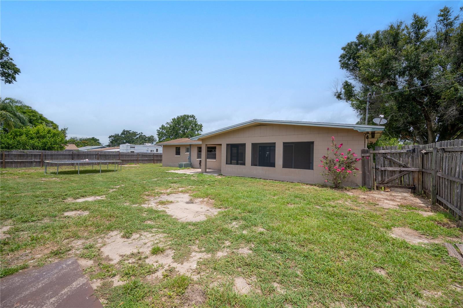 285 E Thelma Street, Lake Alfred, Florida 33850, 4 Bedrooms Bedrooms, ,2 BathroomsBathrooms,Residential,For Sale,THELMA,P4926239