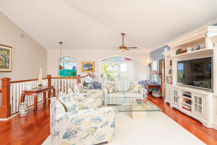 Living Room Expanse