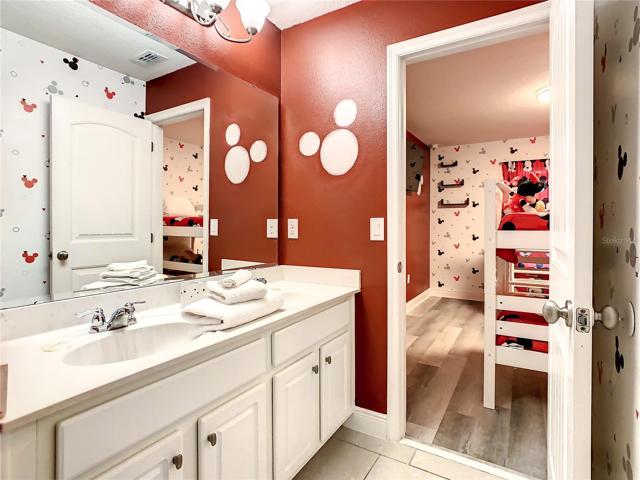 Bedroom - Jack and Jill
