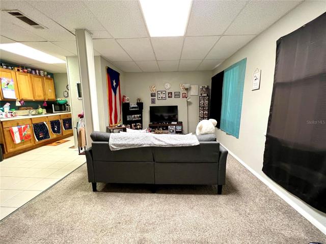 Duplex - Downstairs unit B- living room