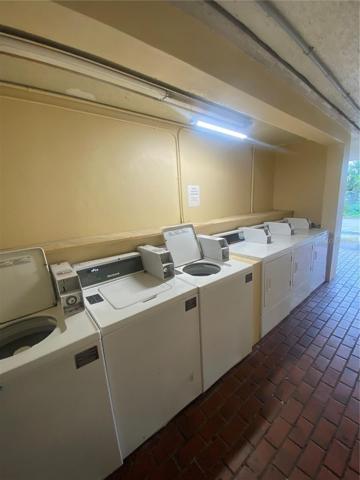 Sandlake Laundry area